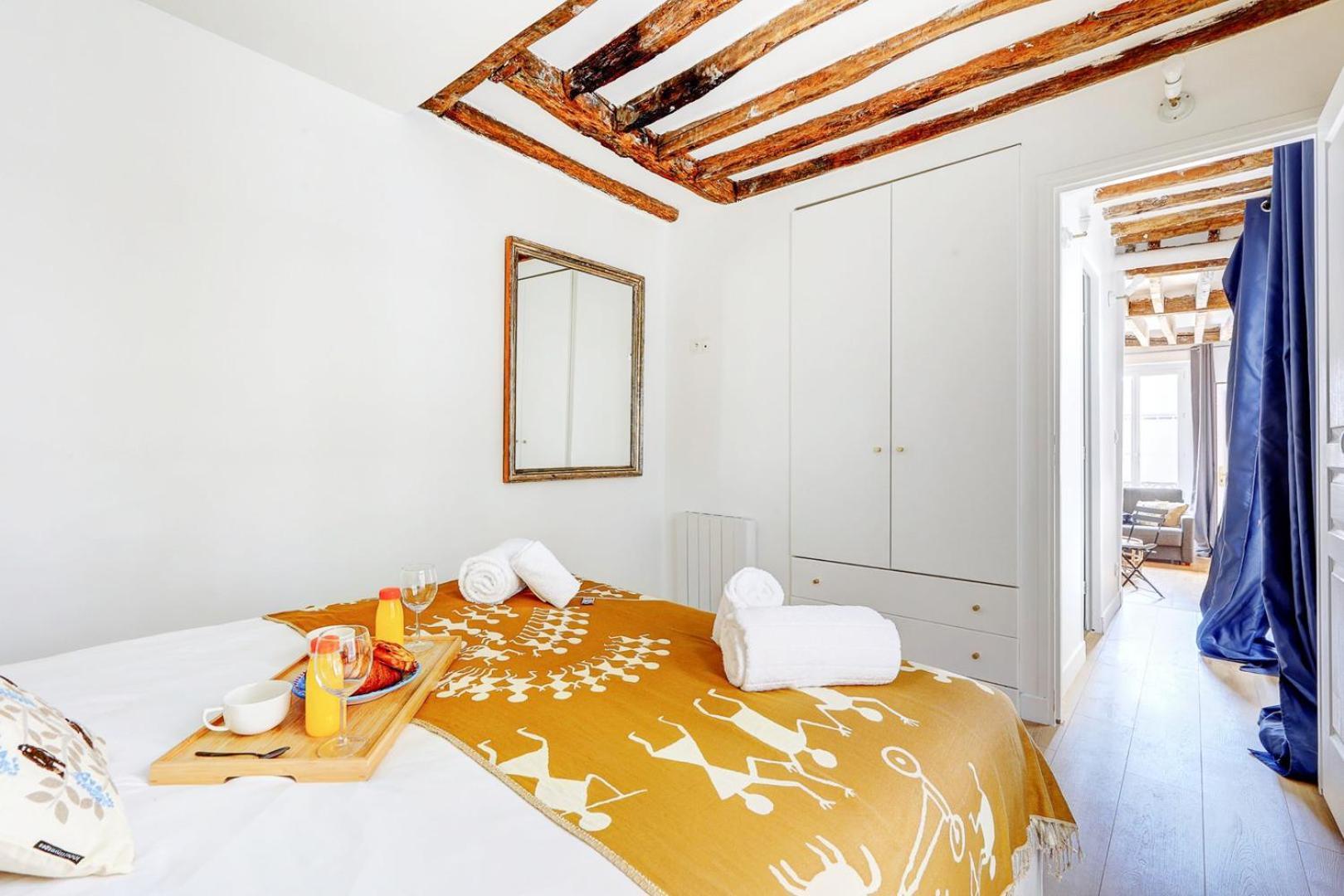 Bluestay 283 - Superbe Appartement Dans Le Marais Париж Экстерьер фото